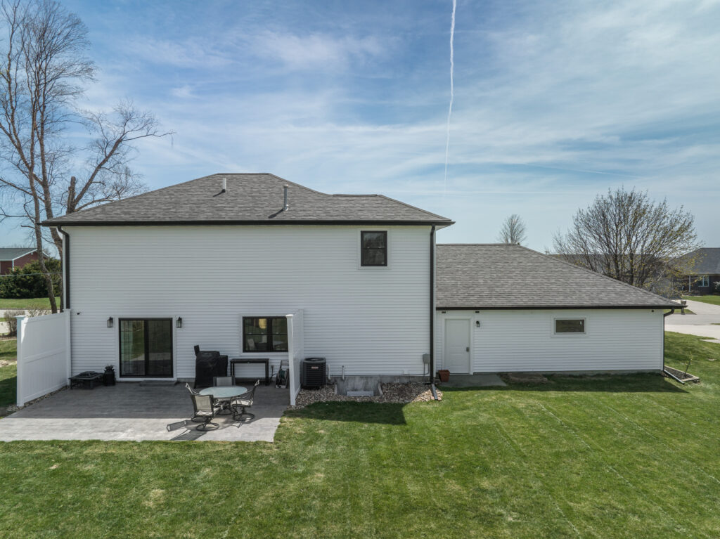 901 Blaine Street Dysart! Beautifully remodeled! Iowa Land Management